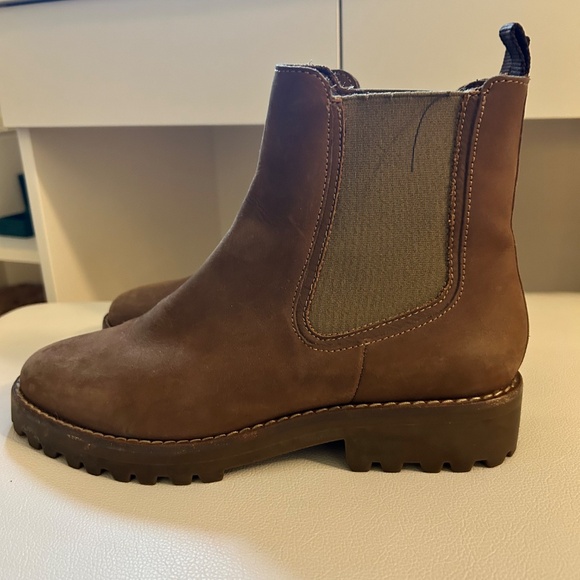 Thursday Boot Women's Legend Rugged & Resilient Chelsea Boots - Picture 5 of 5